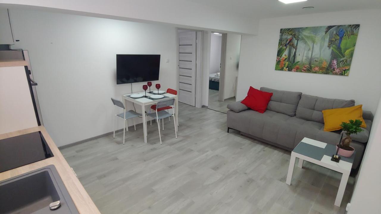 Apartament Arkadia Storczyk Августув Экстерьер фото